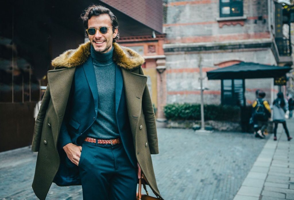 What’s Back in Vogue in Men’s Fashion? Classic Jewelry Pieces
