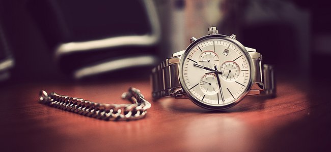 THE CHANGING ROLE OF THE WRISTWATCH IN MEN’S FASHION